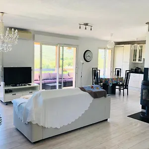Appartement Madame Li, Cogolin